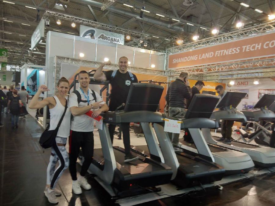 久久人人爽人人爽人人片